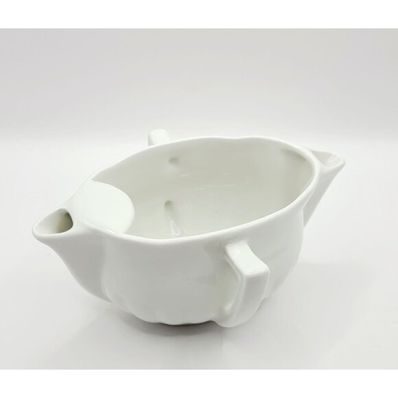 Hehum C.P. & Co. White Porcelain Double Spout Gravy Boat Serving Tablescape - Picture 4 of 10